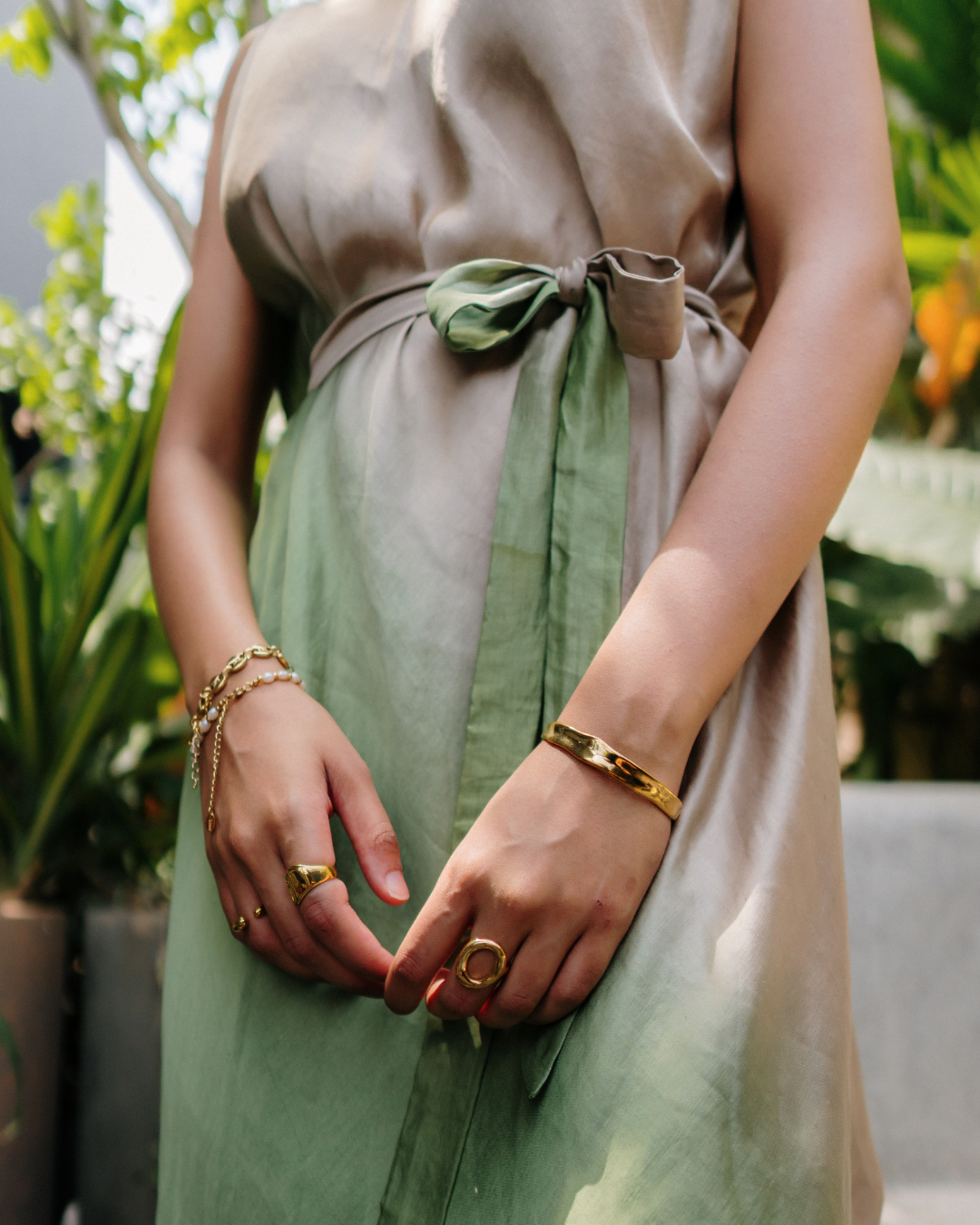 Olive Sand - tie up dress