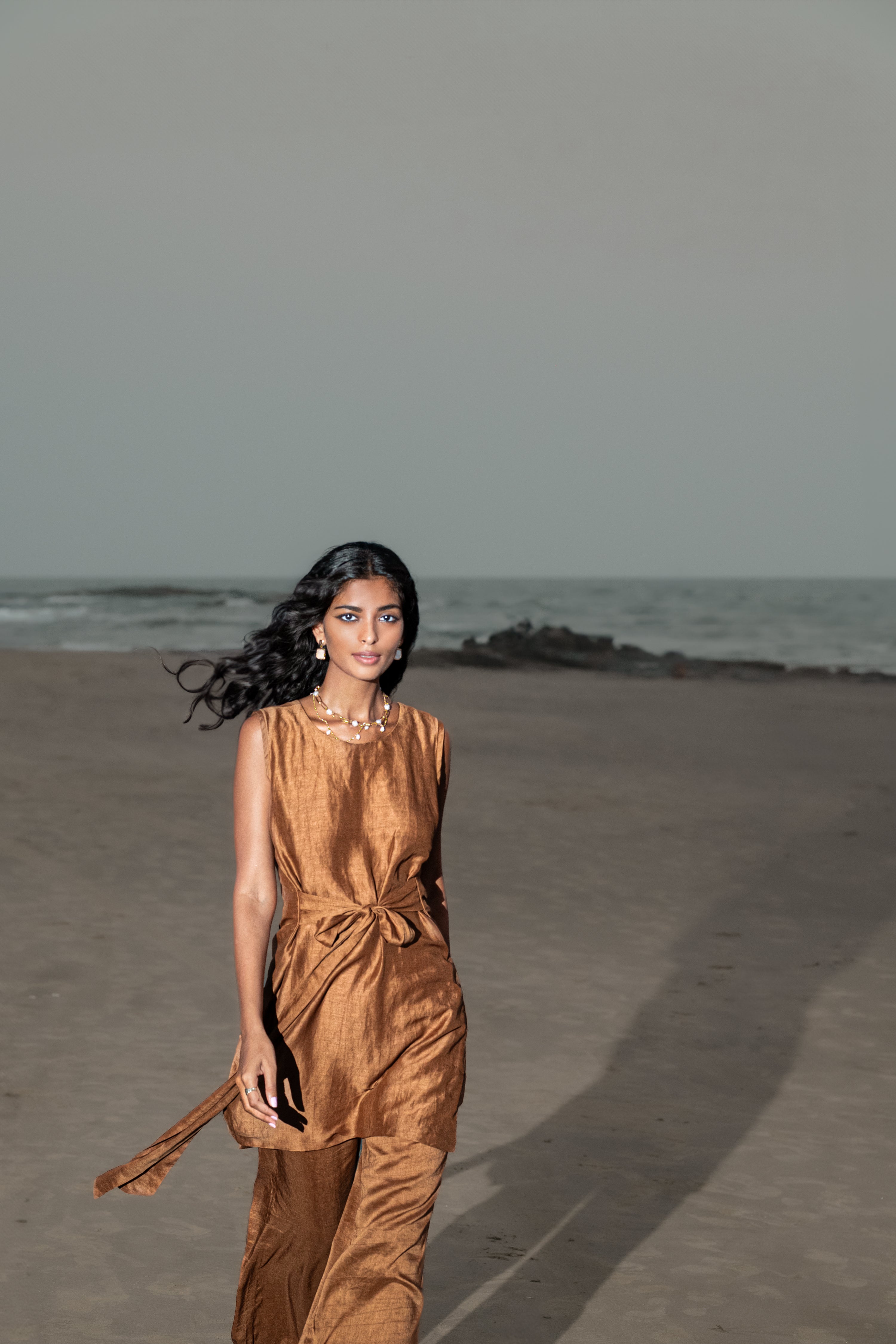 Lumina - Monotone top with tie-up detailing