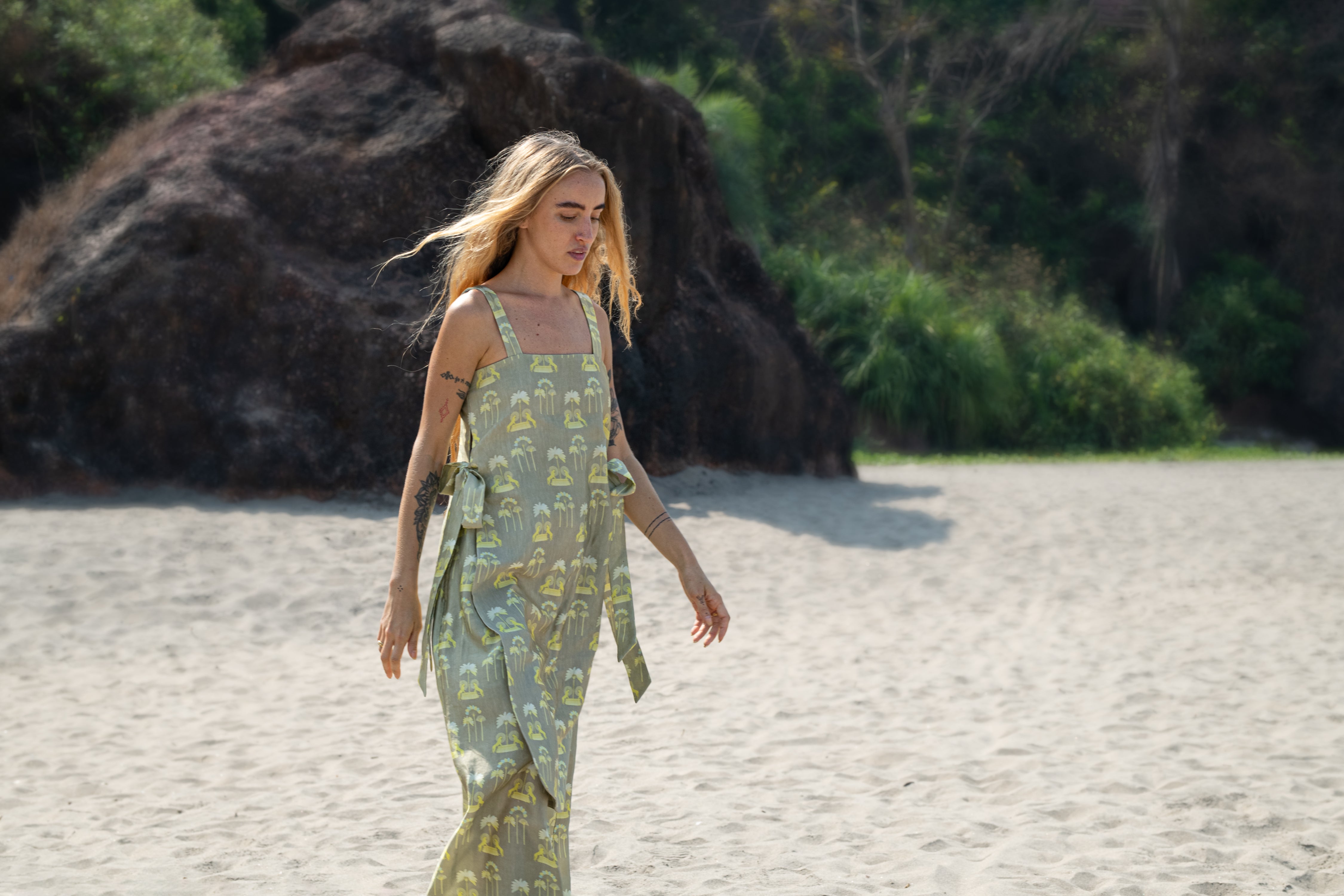 Verve - Tropical Print Tie-up Detailing Top